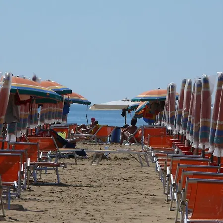 Nyaraló Fuer 5 Personen Ca 35 Qm In Bibione, Adriakueste Italien Und Umgebung *